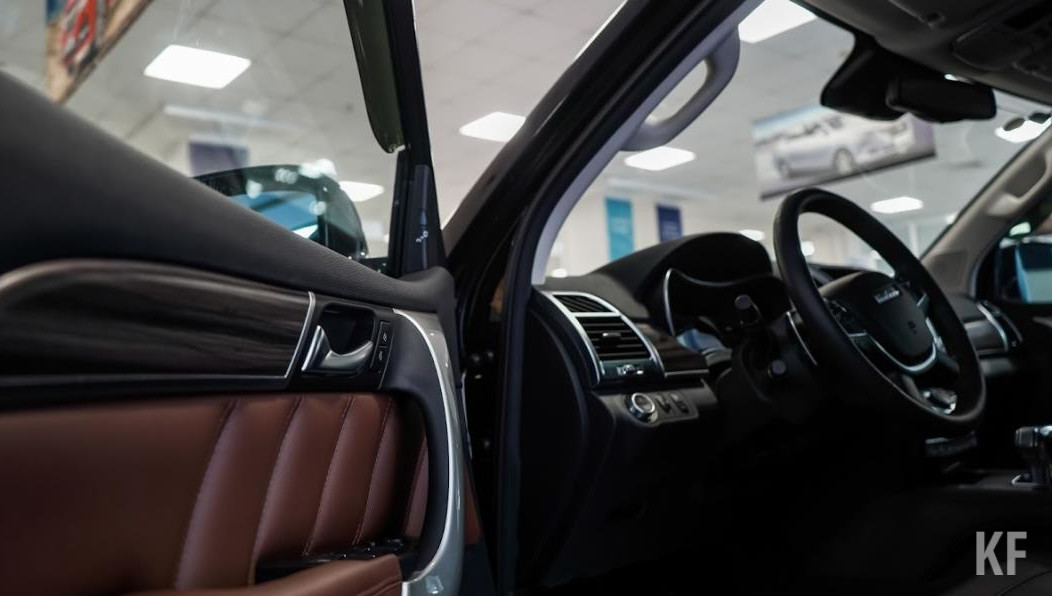 Эксперты советуют будущим автовладельцам быть бдительными при заключении договора о покупке машины.