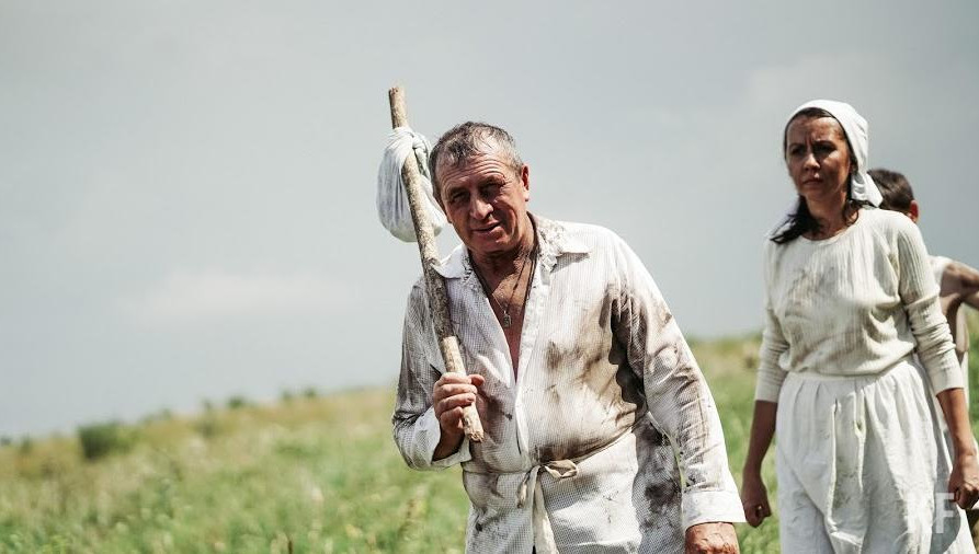 Пока работы завершены наполовину.