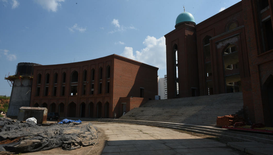 В праздники зал религиозного объекта сможет вместить около 4000 человек.