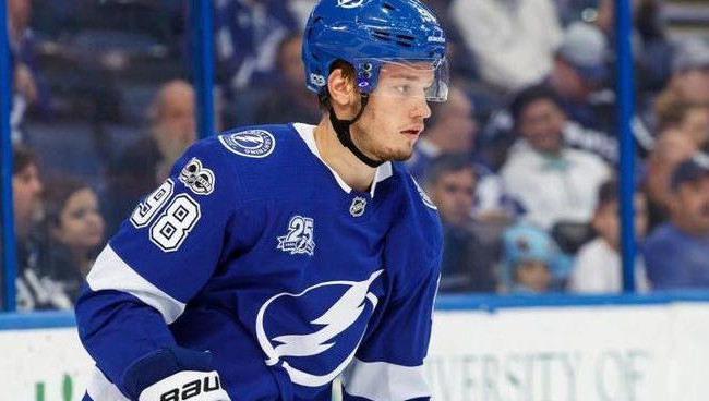 Защитник &laquo;Тампы Бэй&raquo; оценил континентальную хоккейную лигу.