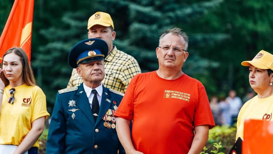 «Комросс» Альфред Валиев может «откусить» часть электората от освободившегося пула КПРФ