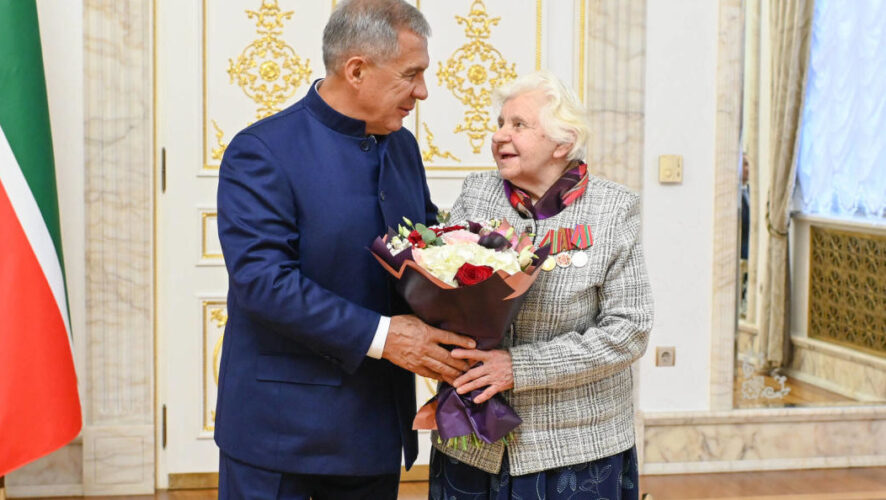 Президент Татарстана встретился с ветеранами ВОВ.
