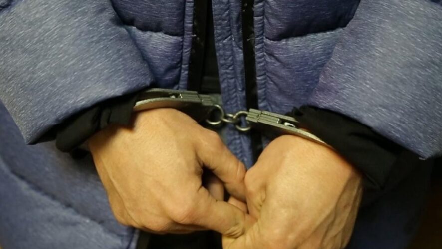 32-летнего подозреваемого в трех разбойных нападениях задержали накануне в Нижнекамске сотрудники уголовного розыска