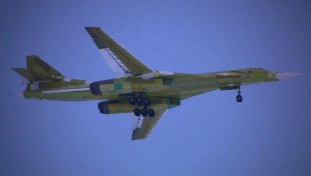 После окончания всех проверок два модернизированных самолета передадут дальней авиации России.
