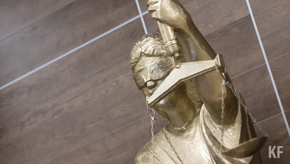 По подсчетам на каждую жалобу у нее оставалось по 37 с половиной секунд.