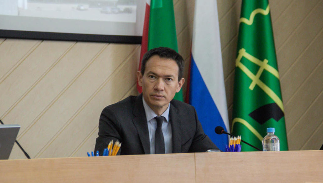 Глава Альметьевского района упал с четвертого место на седьмое.