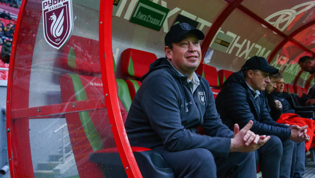 РФС рассматривает главного тренера «Рубина» в качестве замены.