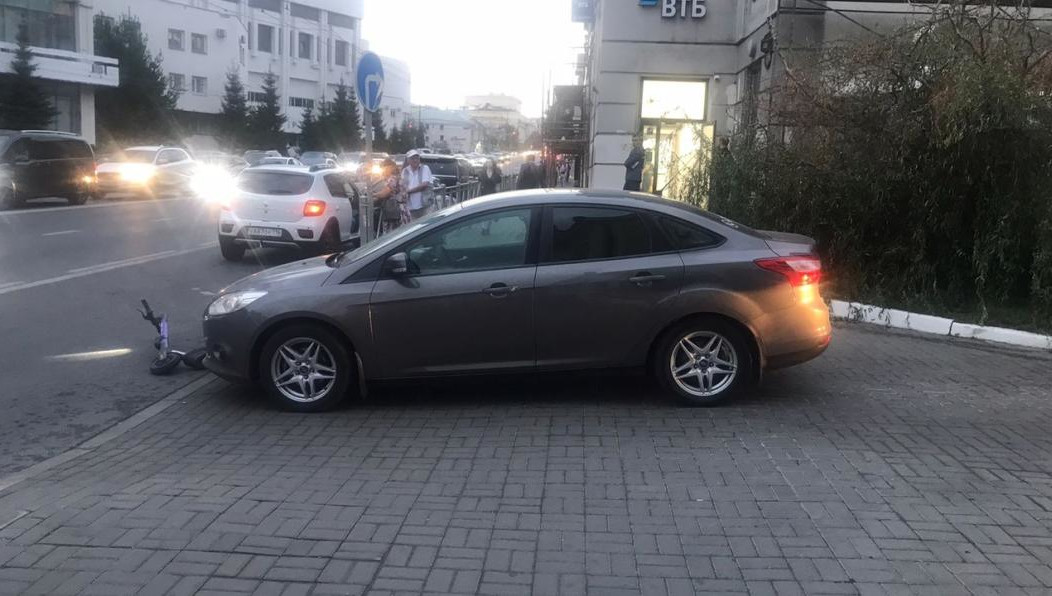 Наезд на ребенка произошел вечером.