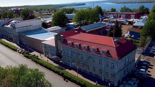 «Татспиртпром» выставил на продажу комплекс зданий Чистопольского ликеро-водочного завода. Объявление опубликовали на сайте Avito.