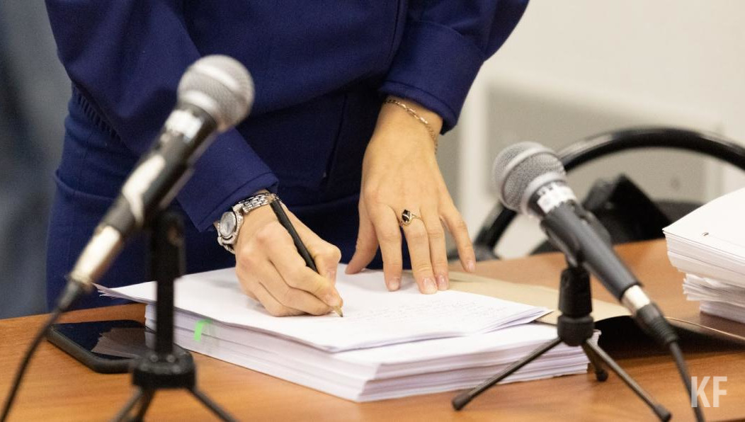 Андрей Теплов предложил предпринимателю решить его проблемы с законом за деньги.