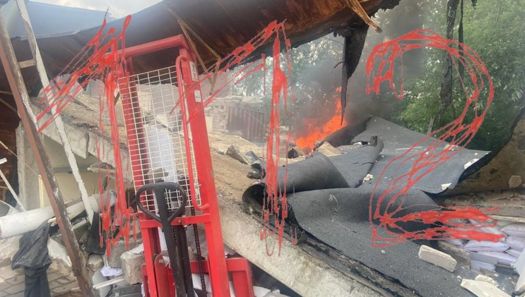 Тела нашли во время разбора завалов.