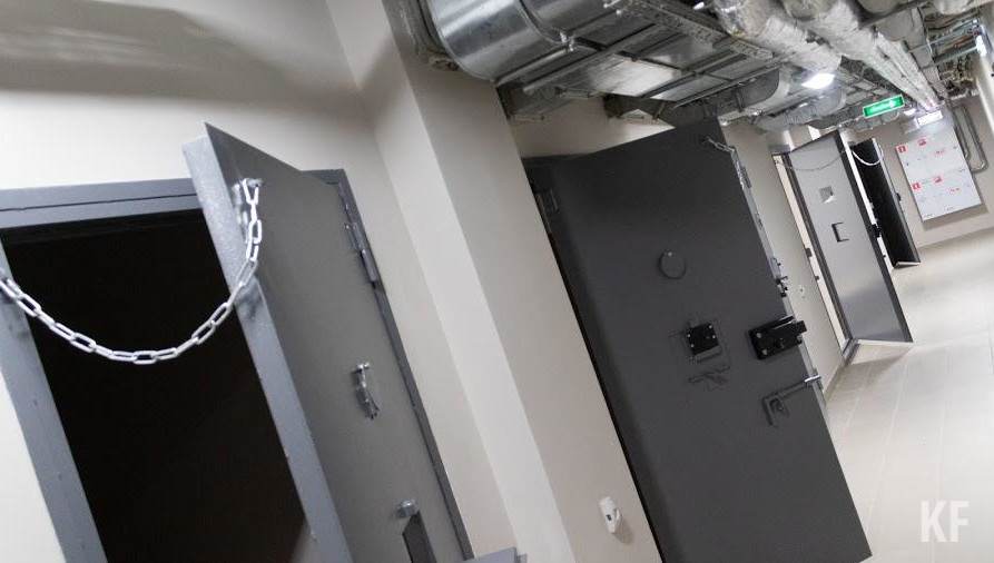 До этого он получил восемь лет колонии строгого режима.