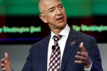 После «черной пятницы» состояние руководителя интернет-компании Amazon Джеффа Безоса достигло отметки в $100 млрд
