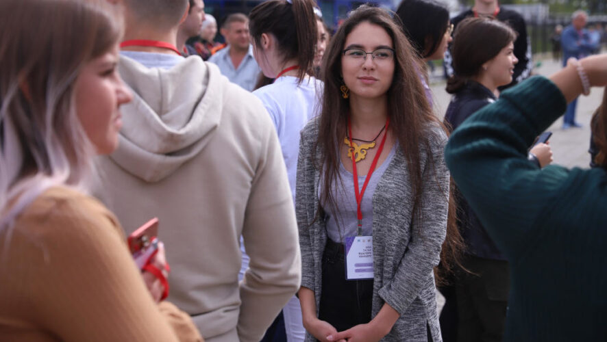 На Днях татарской молодежи регионы России призвали поддержать Минниханова.