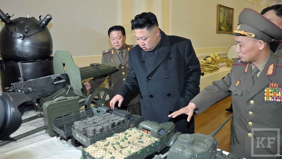 Лидер Северной Кореи Ким Чен Ын руководил испытаниями новых управляемых тактических ракет