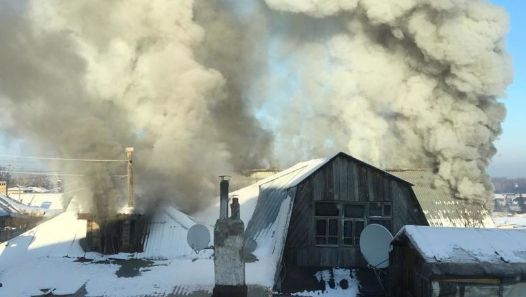 Пожар случился в Дербышках.