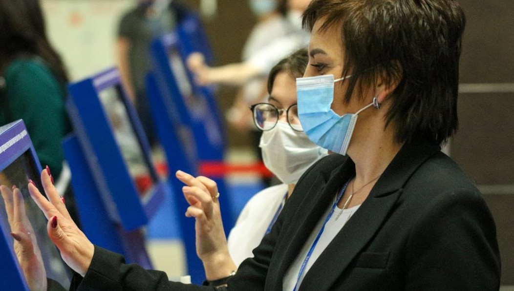 Новый штамм коронавируса уже пришел в Татарстан. Опасен ли он и чего ждут медики от новой волны COVID-19