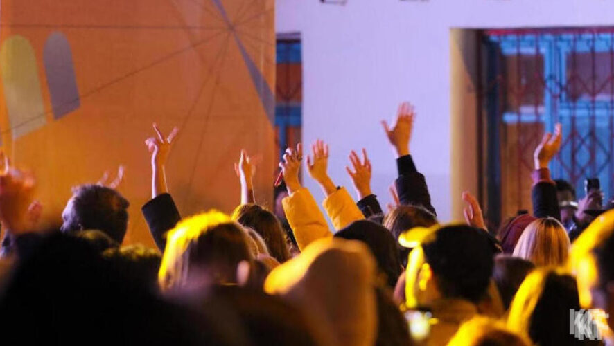 Торжества пройдут в парке Нефтехимиков.