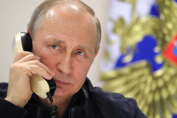 Российский лидер ожидает официального объявления результатов.