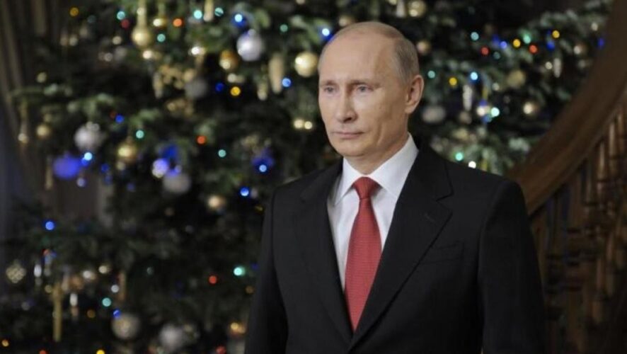 Президент РФ Владимир Путин намерен отметить Новый год дома
