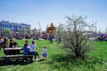 Семейный фестиваль пройдет под открытым небом в сквере имени Аксенова