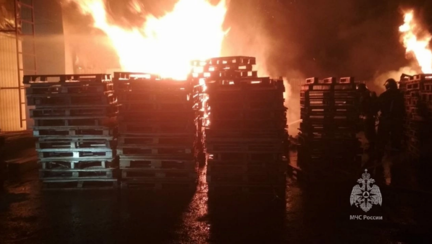 Погибших и пострадавших нет.