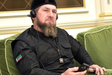 Глава Чечни прокомментировал отход войск из Изюма и Балаклеи.