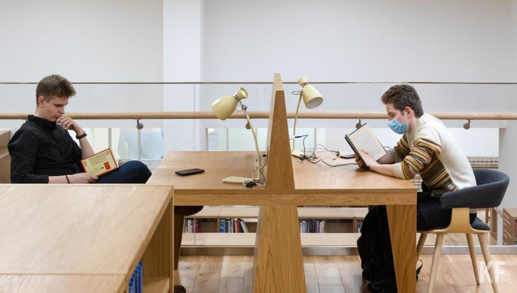 В выходные дни попасть в учреждение горожане смогут только по читательским билетам или по регистрации на мероприятия.