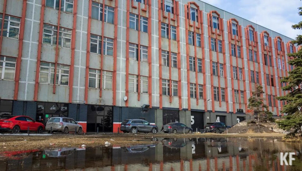 Потенциальным покупателям предлагают весомые скидки.