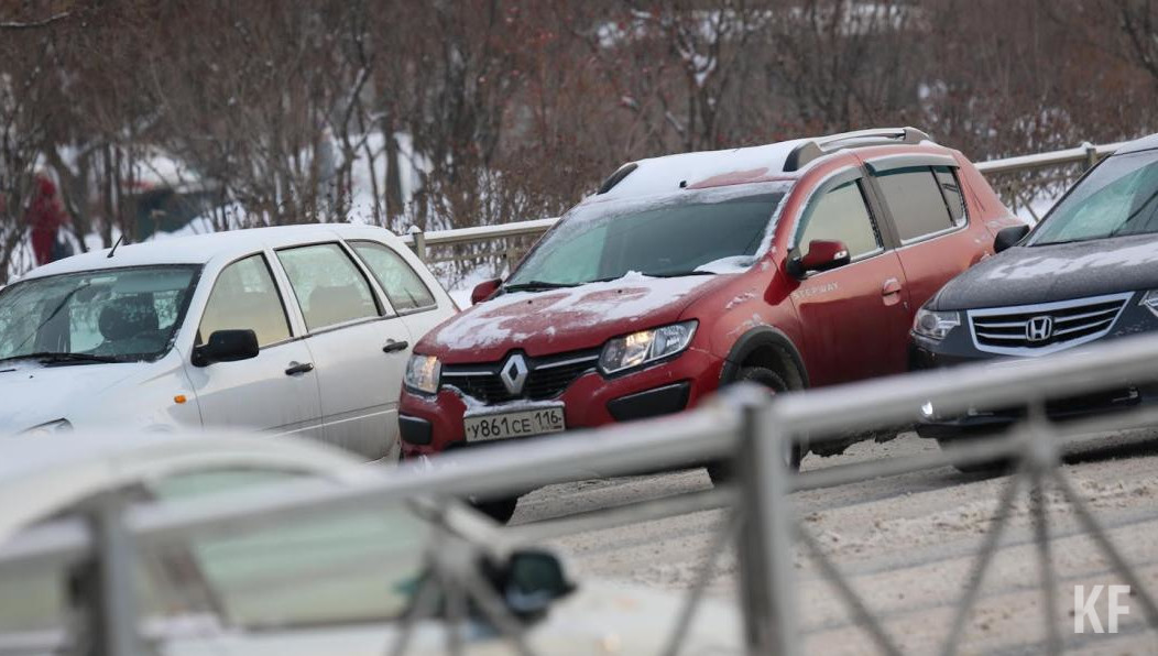 В стране не хватает не менее 1