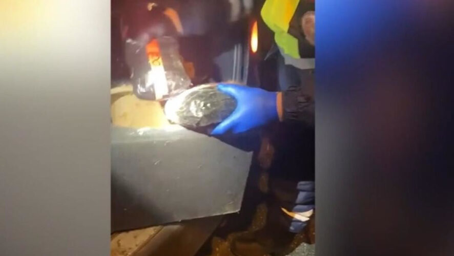 Общаясь с правоохранителями