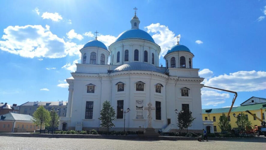 Храм должны освятить 21 июля.