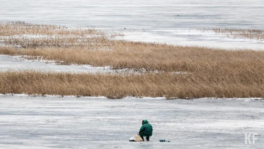 В связи с потеплением находиться на льду водоёмов может быть крайне опасно.