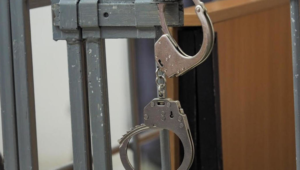 Мужчине грозит до шести лет лишения свободы.