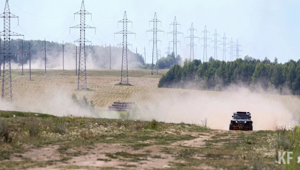 Машины начали упираться в пыль