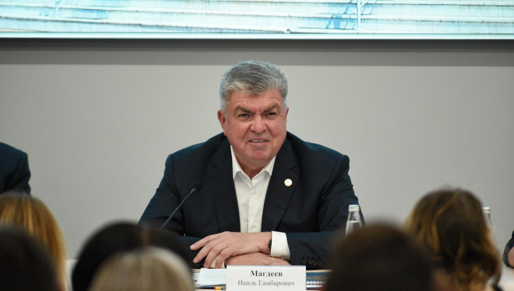 Подняться выше градоначальнику помешали многочисленные жалобы местных жителей