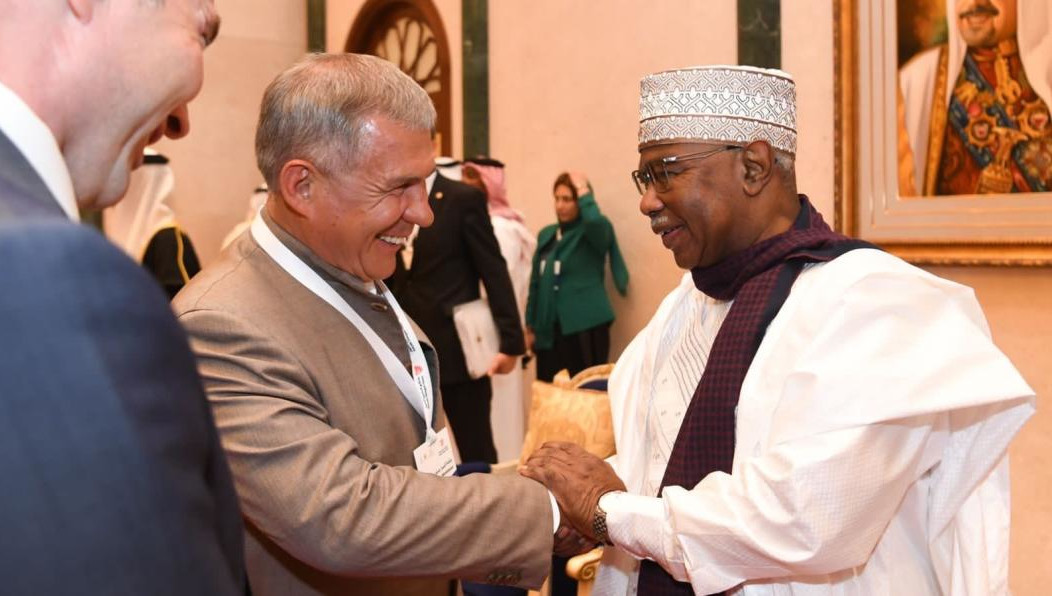 Глава республики встретился с руководством во время Бахрейнского форума в Манаме.