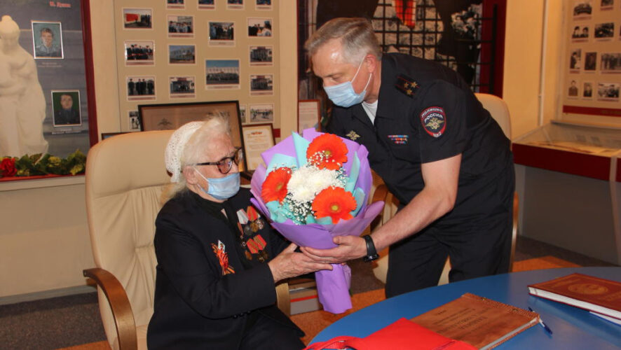 Известную среди первостроителей автограда учительницу обокрали