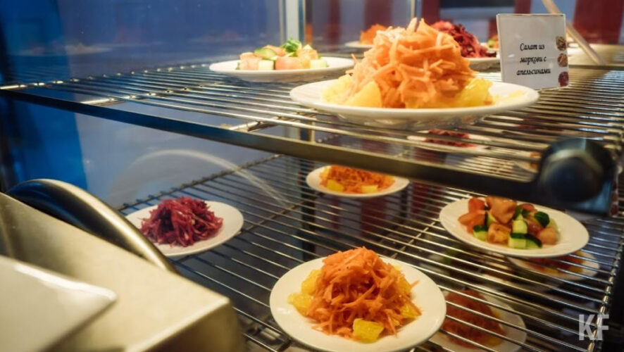 На капремонт пищеблоков в 198 школах Татарстана потратят 1 миллиард рублей.