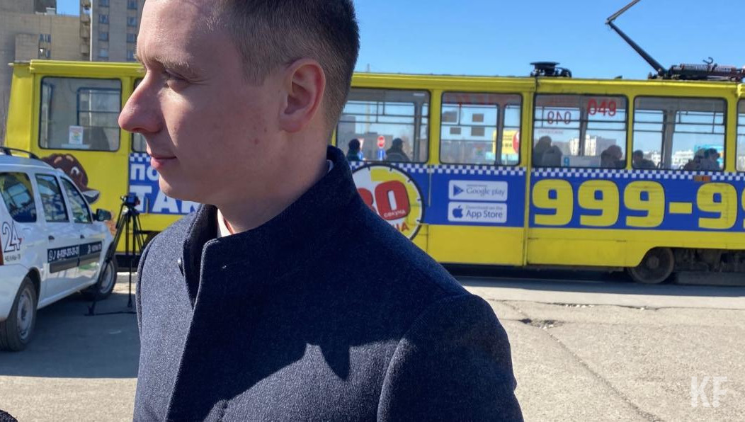 Автобусы начнут дежурить на двух остановках с часу ночи.