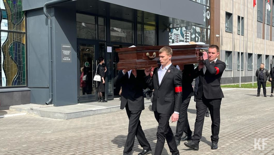 На прощании с замглавой «Татмедиа» первый заместитель премьер-министра Татарстана рассказал