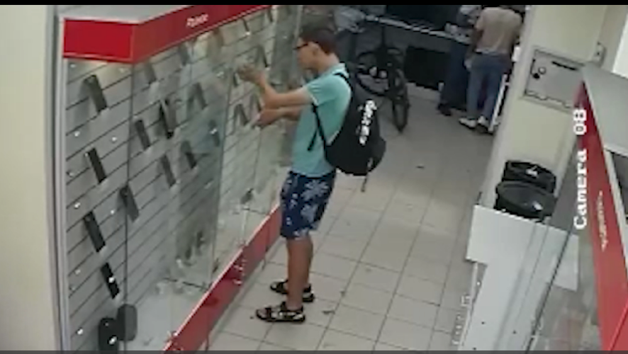 Сумма ущерба составила 3 тысячи рублей.