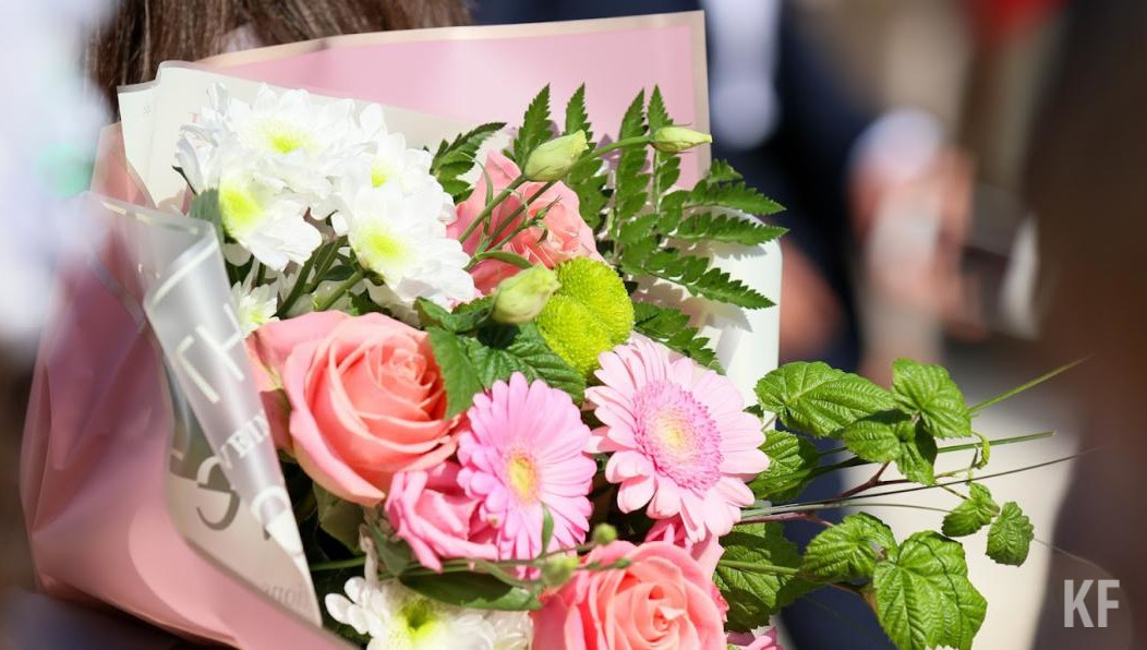 Это может быть и шантаж личными фото