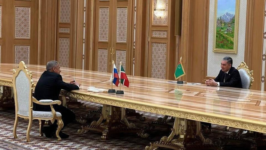 Глава Татарстана встретился с председателем Халк Маслахаты Туркменистана.
