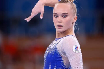 Это вторая награда высшей пробы для россиян в спортивной гимнасткие.