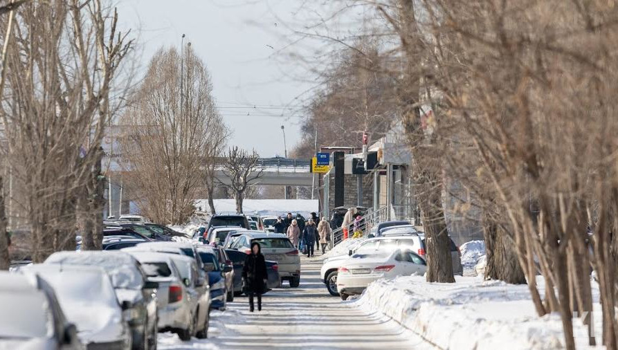 Госпитализацией закончился марш-бросок через дорогу в неположенном месте для 77-летней пенсионерки.