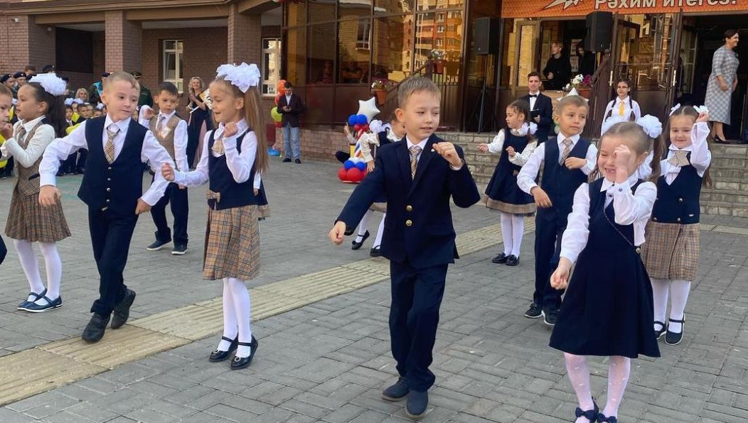 Школьникам Рустам Абдулхаков пожелать продуктивного учебного года