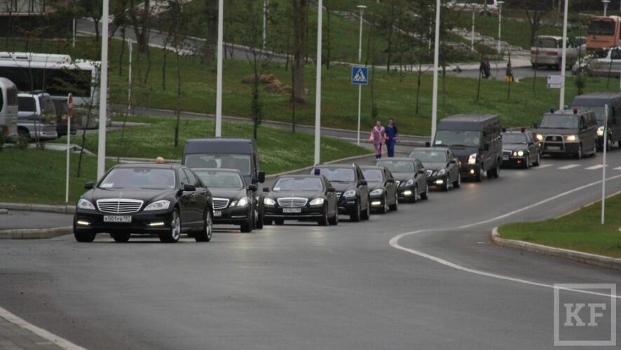 Депутаты Госдумы намерены ввести ограничения на стоимость служебных автомобилей для чиновников