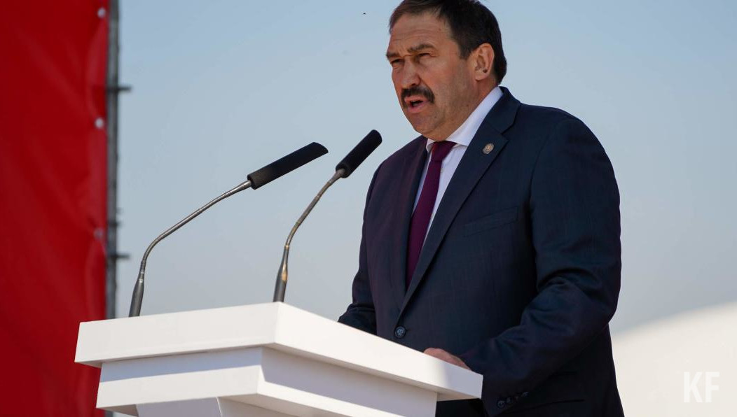 30 автомобилей были переданы ветеринарам Татарстана по решению Раиса РТ.