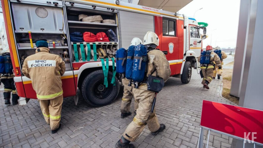 Хозяйка одной из комнат потушила пожар.